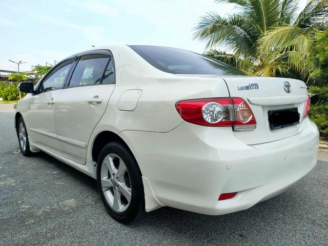 2011 Toyota COROLLA ALTIS 1.8 E (A) - 5