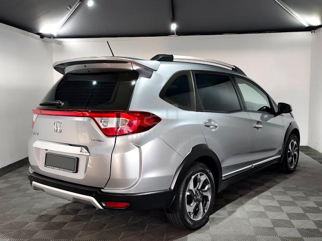 2017 Honda BR-V 1.5 V Spec (A) 5-Years Warranty - 2