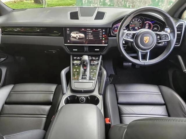 MAY 2022 PORSCHE CAYENNE V6 Turbo Local 1 Owner - 5