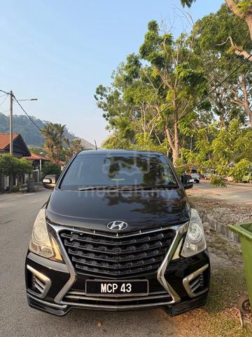 2014 Hyundai GRAND STAREX 2.5 ROYALE FACELIFT (A) - 1