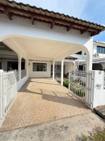 Melaka Taman Indah Bukit Baru , 2 Storey House Below Value FREEHOLD 1