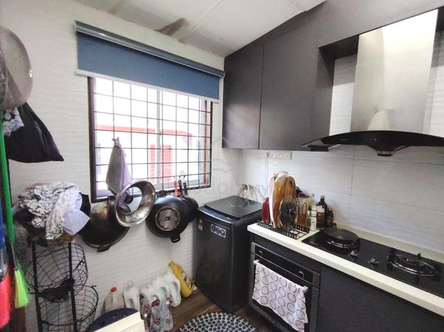 Facing open Double storey terrace taman warisan puteri, Sikamat 5