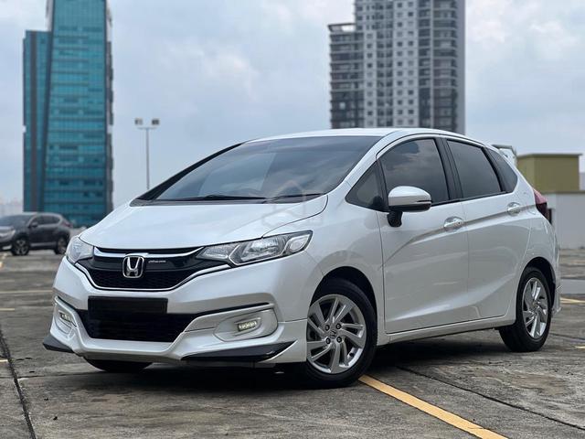 2021 Honda JAZZ V 1.5L (A) 5 yrs wrty low mileage - 1