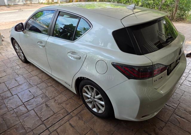 2011 Lexus CT200 1.8 H LUXURY (HYBRID) (A) - 2