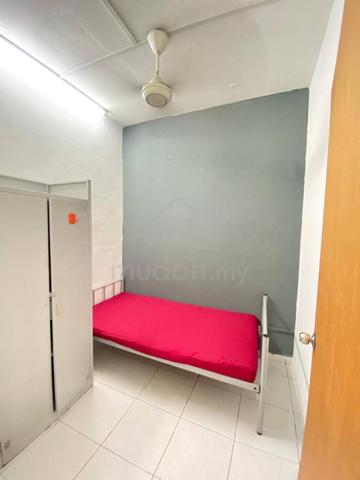 Bilik Single Murah dan Low Depo Di Mentari Court, Bandar Sunway 4