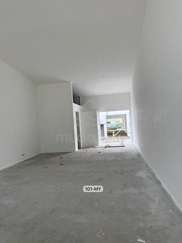 Brand NEW Shop Lot🤩Bandar Tasik Kesuma Semenyih！Face MainRoad Rent 2