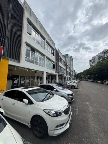 Gelang Patah Nusa Height 3 Storey Shop Lot For Sales 1