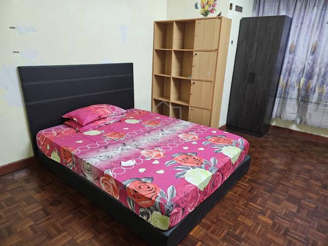 1 BIG ROOM - QUEEN SIZE BED -Donggongon Homestay For Rent (Shophouse) 1