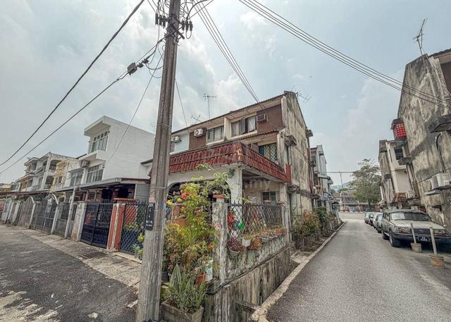 END LOT ‼️ 3 Storey Taman Muda Ampang 1