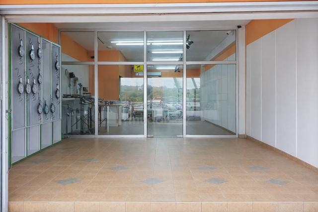 Kulai Indahpura GF Shop RENT | Nearby Aeon Mall & Bank |More Carpark 1