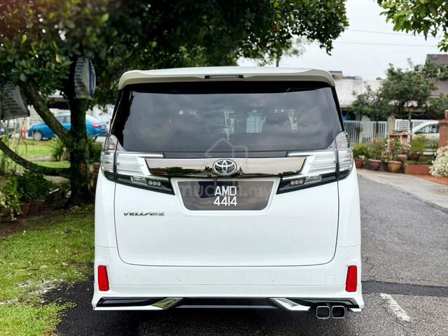 ON THE ROAD 2017 Toyota VELLFIRE 2.5 GOLDEN EYES - 5