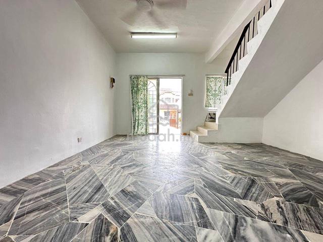 2 Storey Terrace House @ Taman Cheras Awana [P/F] 3R2B NICE UNIT 1