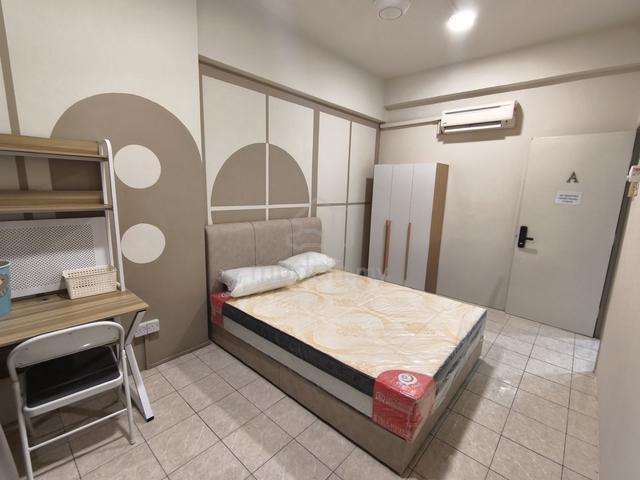 Millennium Square PJ Medium Room Queen Bed Near LRT Asia Jaya 1