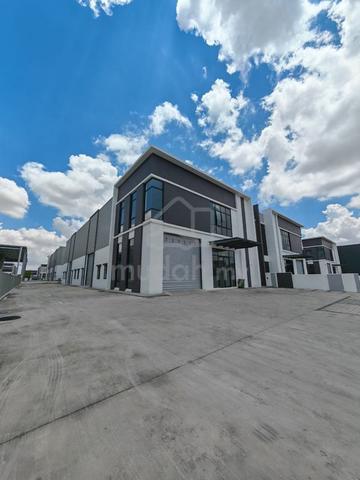 Eco Business Park 2 - 1.5 Storey Semi-D Factory For Sale 1