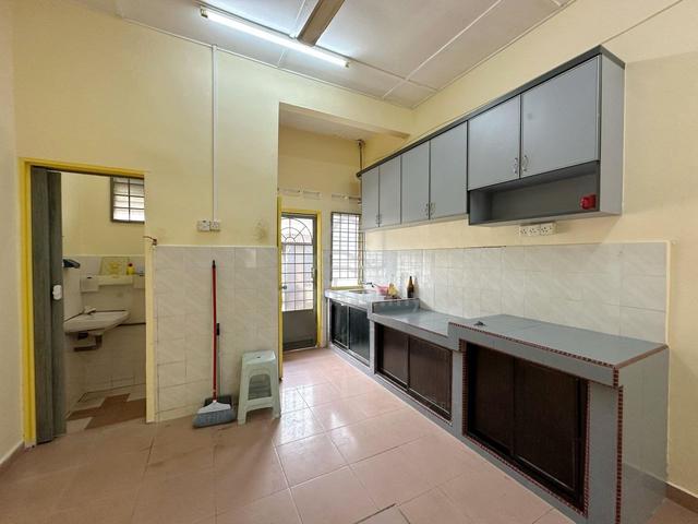Facing Open 1 Storey Taman Bunga Raya Bukit Beruang Ayer Keroh Melaka 1