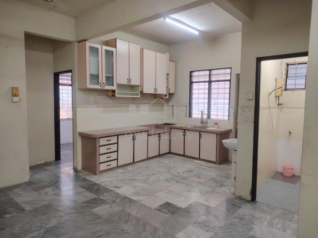 Renovated SEMI-D House For Sale @Taman Bukit Minyak Indah 1