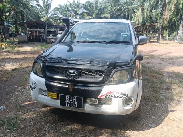 2006 Toyota HILUX 2.5 G DUAL CAB (M) - 1