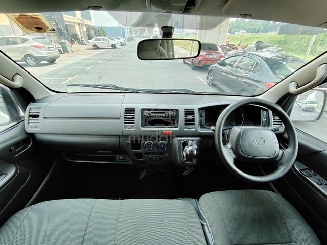 2010 Toyota Hiace 2.5 (M) Panel Van - 5