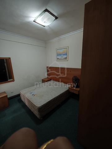 Marina court Condo Master Room for rent 1