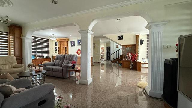 URAT MATA DOUBLE STOREY DETACHED BUNGALOW At BDC JALAN SONG KUCHING 1