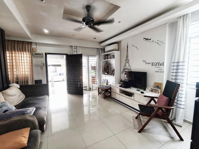 Fully Renovated Tebrau @ Setia Indah End Lot Double Storey House 1