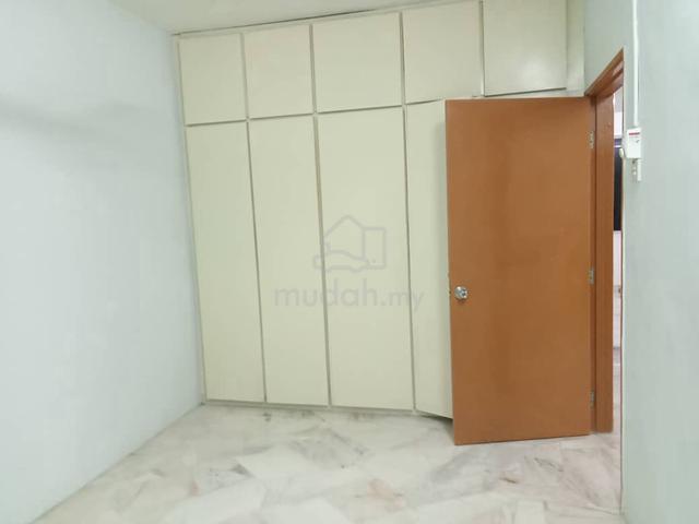 Apartment Taman Castlefield 5
