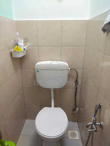 ROOM FOR RENT - with wifi- Relau 3