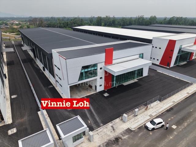 40ft ceiling height, 400Amp power supply, and No PDC Consent Required. 1