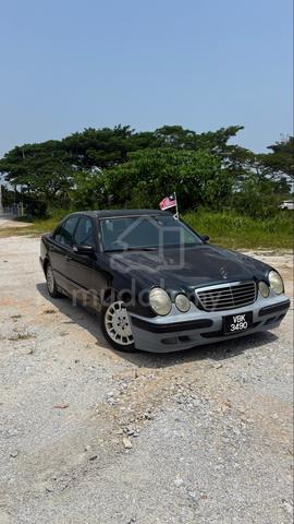 2000 Mercedes Benz E-CLASS 2.6 240 AVANTGARDE - 1