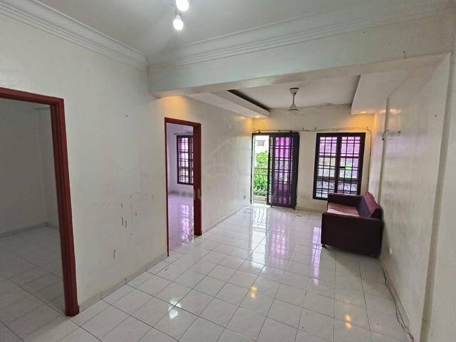 Park Avenue (Tampoi Indah) 1