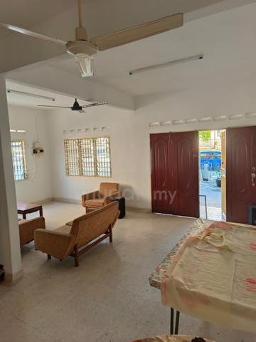 Bukit Beruang Freehold Double Storey Terrace House 1
