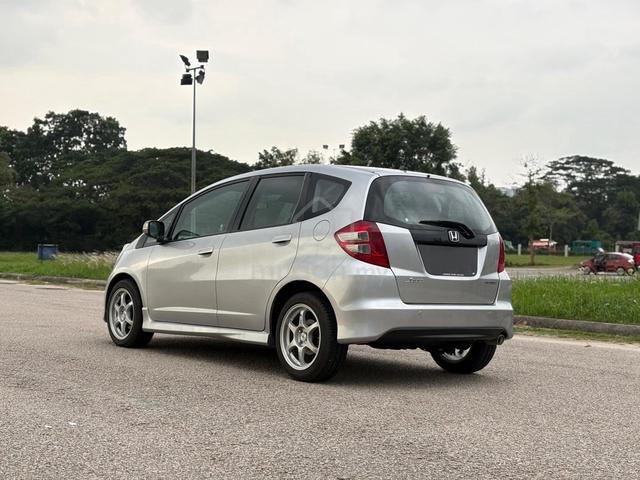 2009 Honda JAZZ 1.5 V (A) - 5