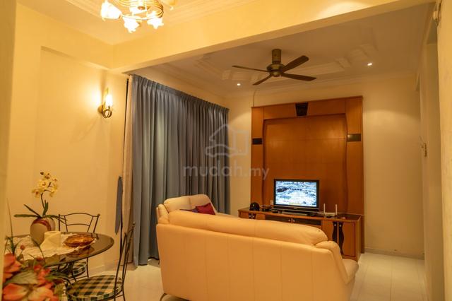 Ferringhi Delima Condominium 1
