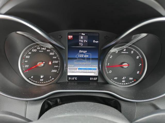 Mercedes Benz C200 2.0 AVANTGARDE (A) B.KIT / C63 - 4