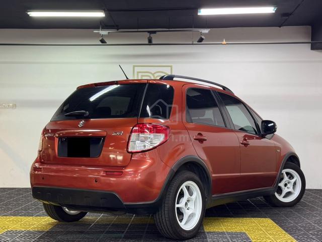 Suzuki SX4 1.6 CROSSOVER (A) HATCHBACK / ORI MIL - 3