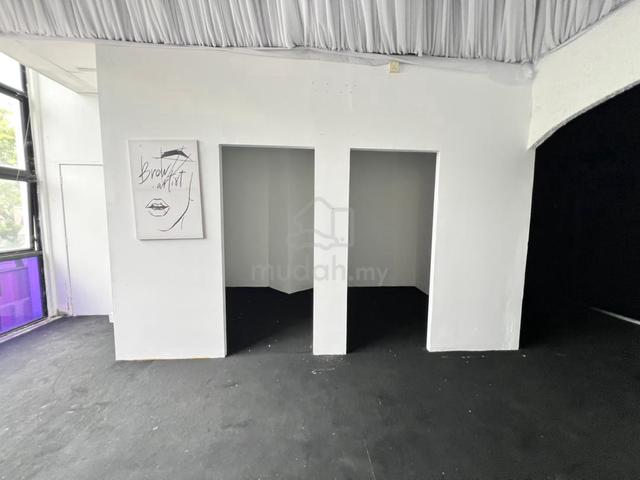Office Space Facing Main Road Uptown Kota Damansara 1