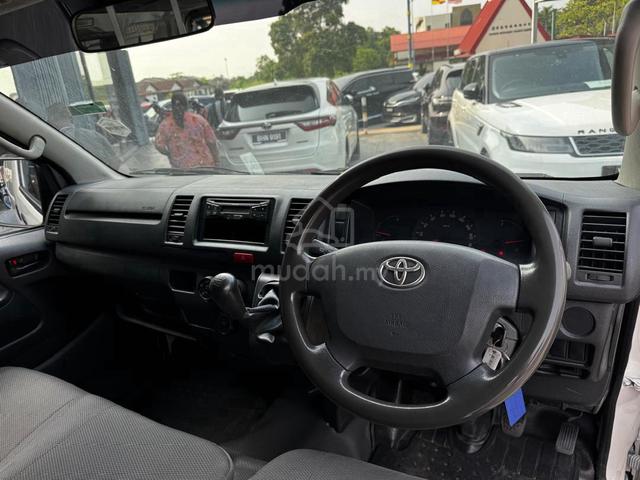 2017 Toyota HIACE 2.5 Panel Van (M) Boleh Loan - 4