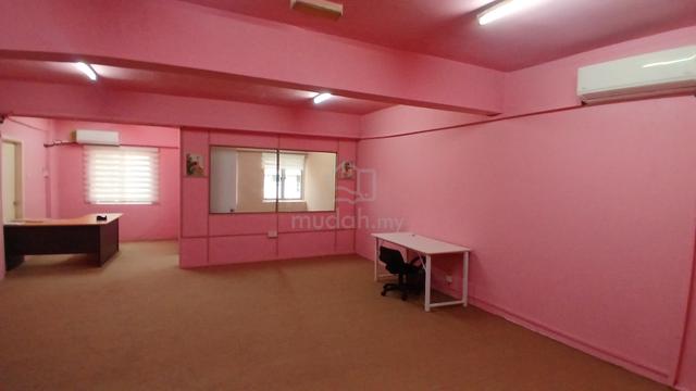 Office Space with Lift for Rent -Diamond Square,Jln Gombak-Front Unit 1