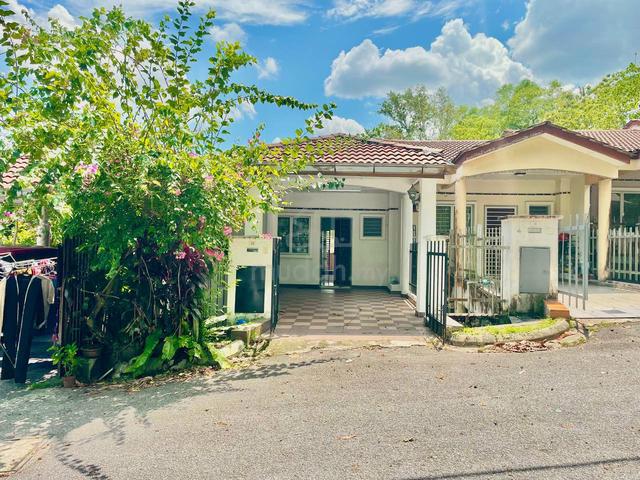 Three Storey Terrace, Taman Selayang Mulia Fasa 2  ================= 1