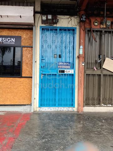 Rumah kedai di Kamunting 1