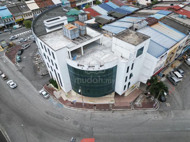Prime 4-Storey + Rooftop Commercial Building in Jalan Miri Klang Kapar 1