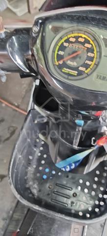 Yamaha - photo 3 of 4