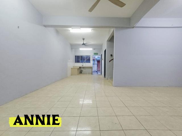 Full Loan_Bukit Panchor near NaNa Street Restaurant / CMART / School 1