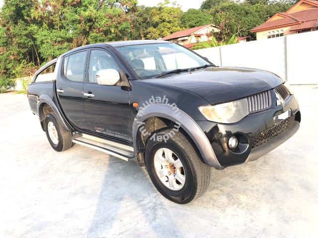 Mitsubishi TRITON 2.5VGT 4WD(M)LUXURY SPEC/TIPTOP - 2