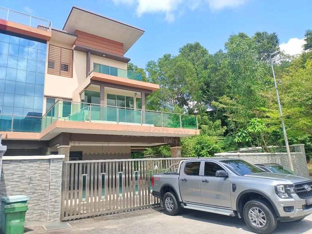 [-19%] Freehold 3 Storey Semi Detached House - Taman Dutamas (Laville) 3