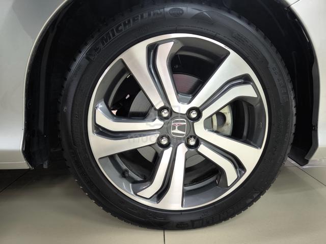 2015 Honda CITY 1.5 V (A) - 5