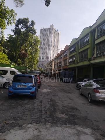 intermediate second floor link factory in sungai besi for rent 1