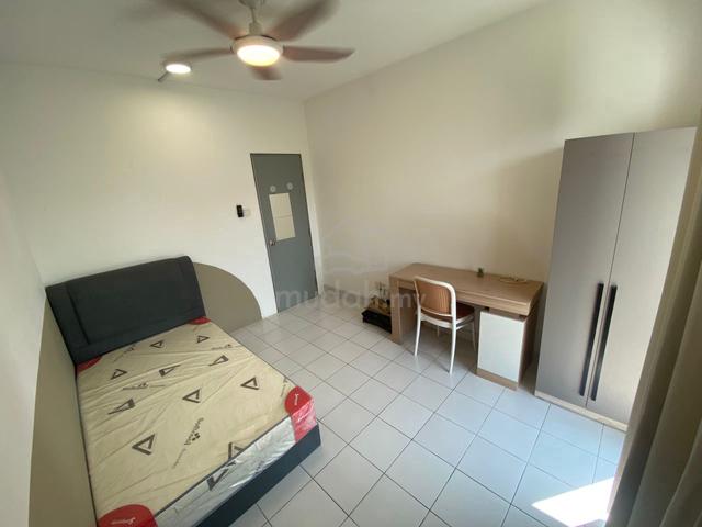 Spacious Single Room @ Kiara Kasih Condo Near to Solaris Publika PMK 1