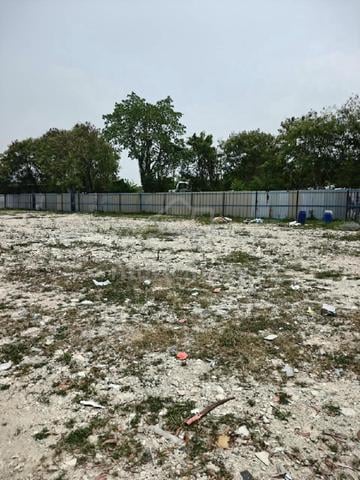 Land for rent at Kuala Sg Baru 1