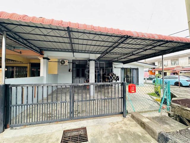 RM50K BELOW MV•CORNER LOT•RENOVATED|1 Storey Terrace|Tmn Seri Serdang 1